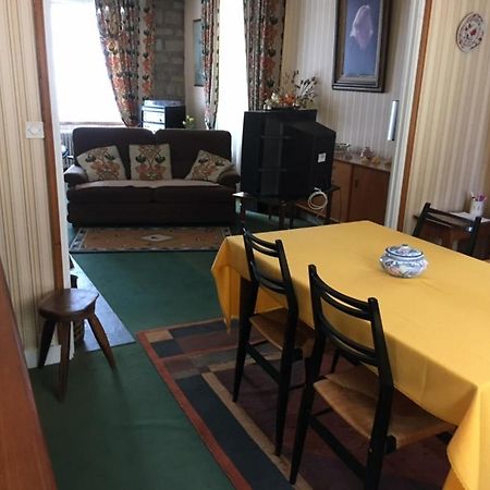 Maison Proche De Barfleur Accolee A Un Commerce Anneville-en-Saire 外观 照片